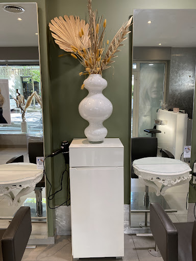 Françoise Cardelli Spa Capillaire Gallery - France
