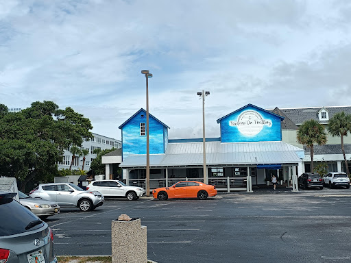 Taverna On The Bay