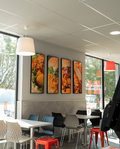Photo 2 - KFC Beaucaire