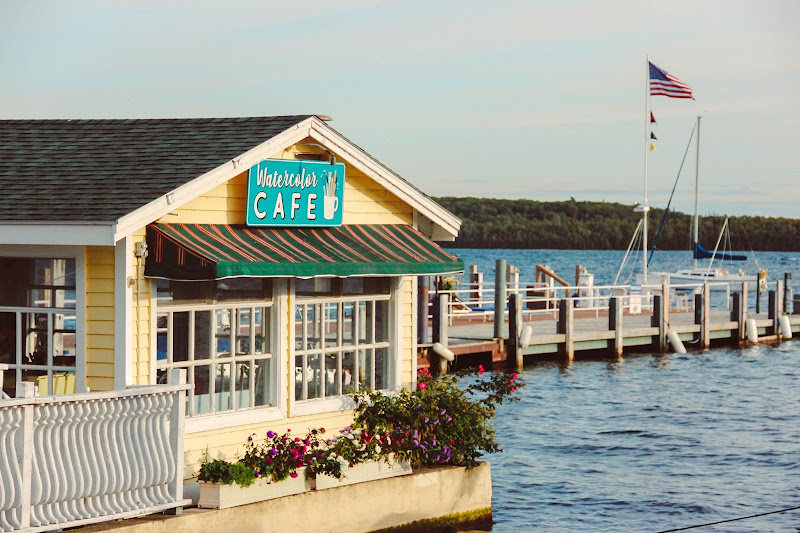 Watercolor Cafe — photo