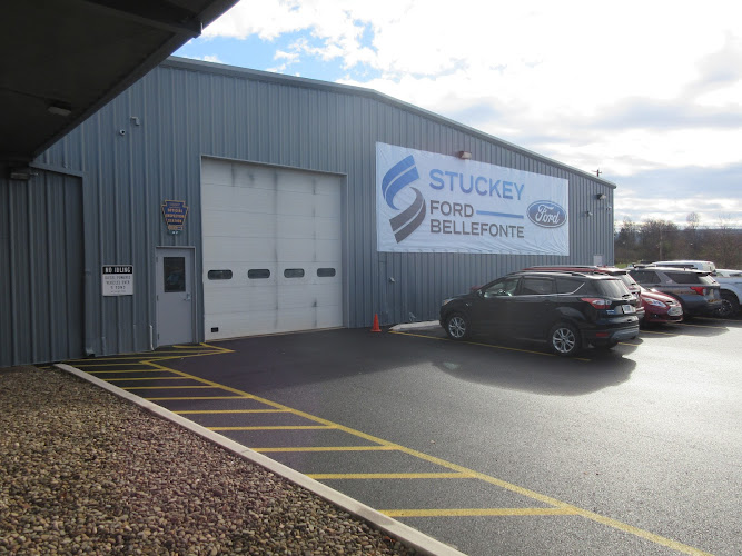 Collision Center at Stuckey Ford Bellefonte