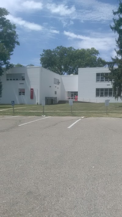 Greenhills Branch Library