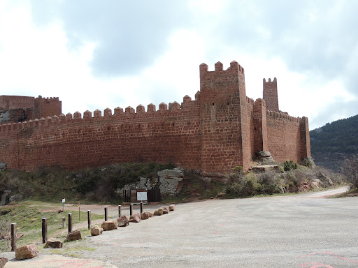 Parking del Mirador Accesible del Castillo de Peracense Gallery - Spain