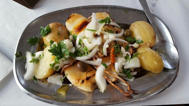 Casa Pires - A Sardinha Restaurante