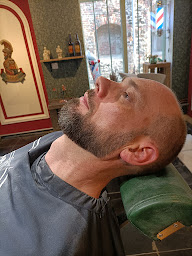 Photo n°9 de L'Barbier de Cassel à Cassel (Salon de coiffure)