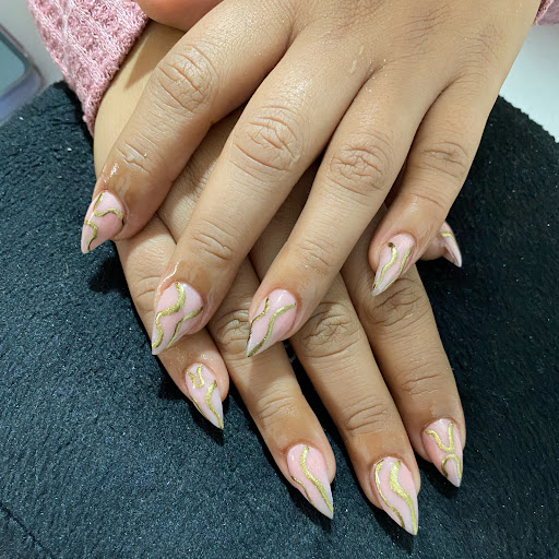 Nails by Kari - Thumbnail