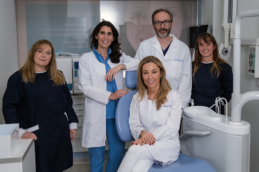 Clínica Dental Doctora Cotrina Dentistas en Pozuelo de Alarcón.