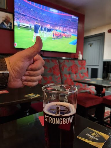 Centurion Pub - Visual