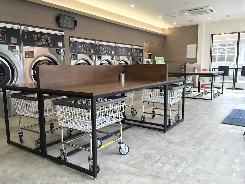 あるゾウランドリー肥塚店