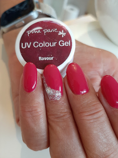 Malu Mani - Visual