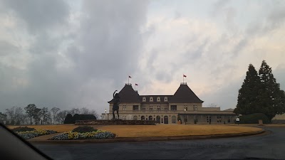 Photos of The Ch&acirc;teau &Eacute;lan Golf Club