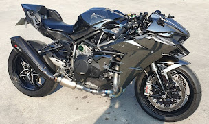 Photo n°3 de C2J à Villeneuve-le-Roi (Atelier de réparation de scooters)