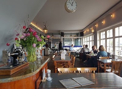Photos of Cafe De Pont