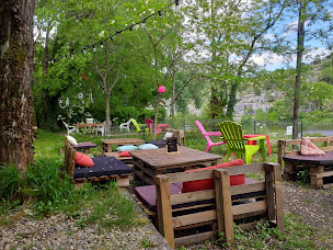 Photo n°3 de La guinguette du Vieux Moulin à Berrias-et-Casteljau (Restaurant)