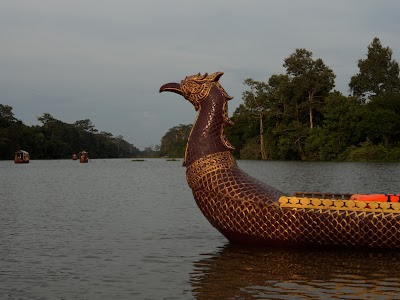 Photos of ប្រាសាទជ្រុង​ (Chrung temple)