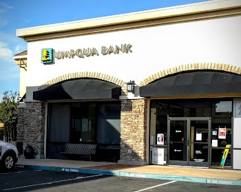 Umpqua Bank Payday Loans Picture