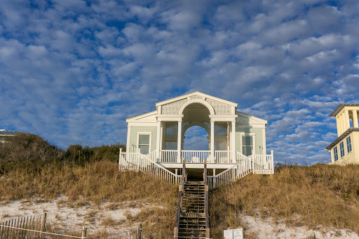Nicole Brenay - Realtor ® Gallery - United States