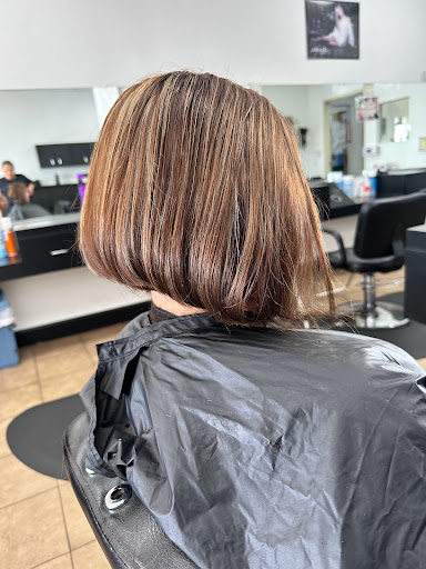 Style Cuts Haircuts & Color - Thumbnail