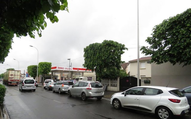 Station-Service Carrefour (Drancy)