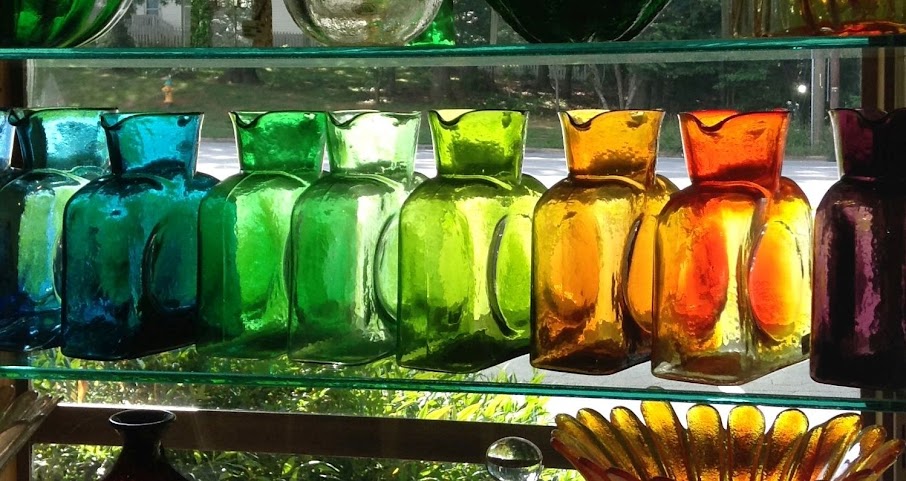 Southern Highland Craft Guild, Tunnel Road by null