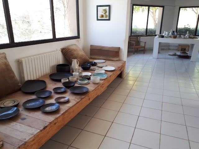 HAMILA Stoneware