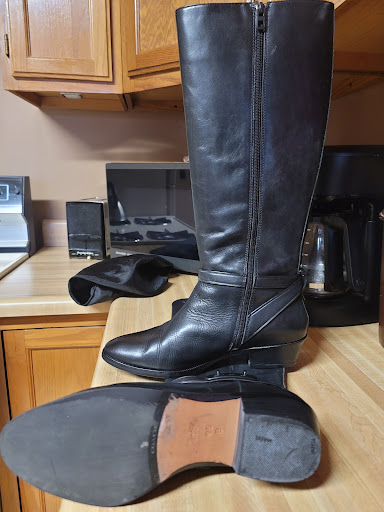 Transitown Shoe Repair Gallery - United States