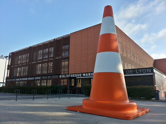 Bibliothèque Marie Curie