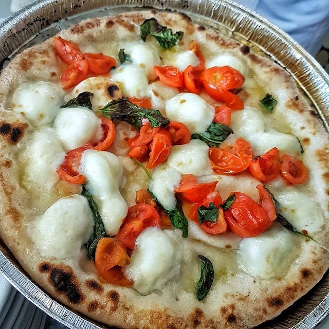 Mammina Pizzeria E Cucina Genuina Milano