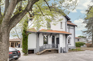 Photo n°1 de Eden Prestige à Veauche (Maquilleur.euse)