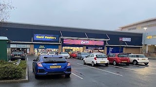 B&M Store