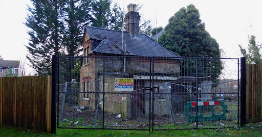 Cane Hill North Lodge
