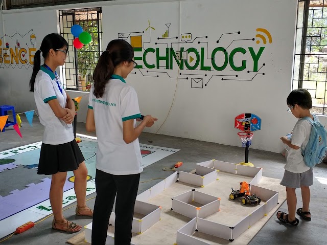 X98 Hoàng Cầu - Thung Lũng STEM