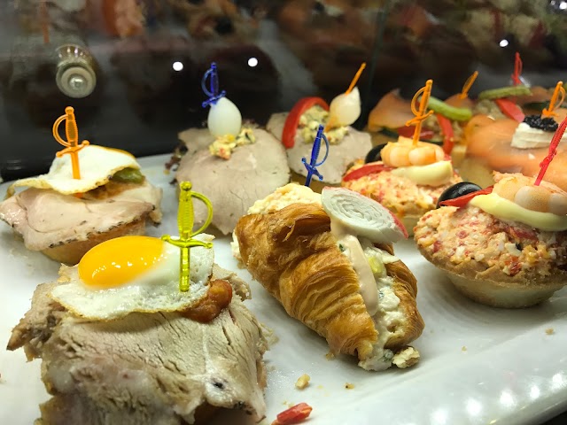 La Taberna del Pintxo Larios