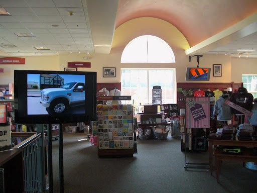 Lee University Bookstore - Thumbnail