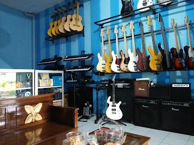 Photos of TOKO GEMINI MUSIC