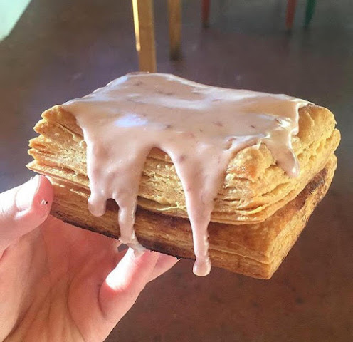 Jen's Pastries by null