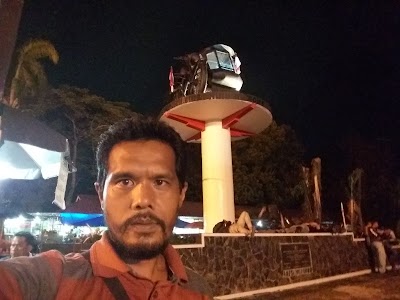 Photos of Pedicab monument Icon Pematangsiantar