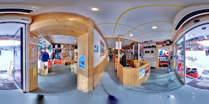 Photo n°7 de J'Sports - Centre station à Laveissière (Magasin d'articles de sports)