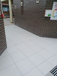 Photo n°18 de C.R.L Carrelage Résine Du Littoral à Loon-Plage (Carreleur)