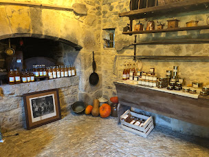 Photo n°1 de LA FERME DE LA COLINETTE à Azerat (Magasin de produits de la ferme)