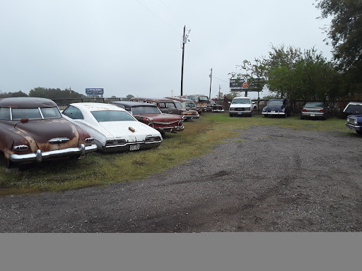 Classic Chevy's - Visual
