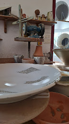 Photo n°11 de Poterie Point Fusion à Cabrières-d'Aigues (Magasin de poteries)