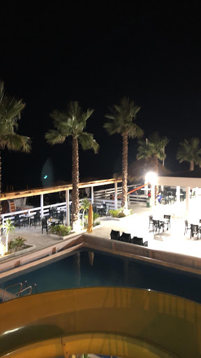 Micky Beach - Thumbnail