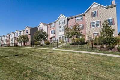 Parkway Oaks Townhomes and Duplexes