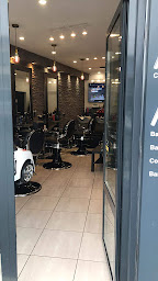 Photo n°8 de Oran Coiffure Barber Shop à Joinville-le-Pont (Salon de coiffure)