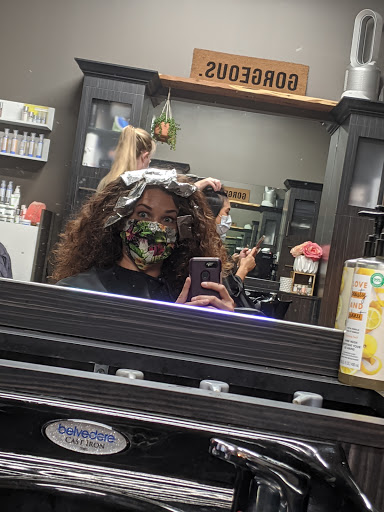 Pinnacle Salons - Visual