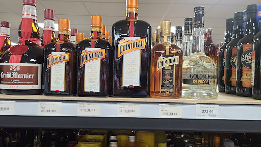 DC Package Store - Visual