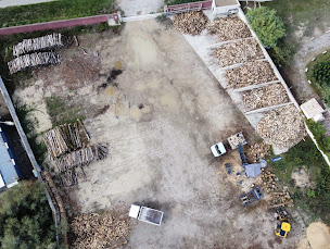 Photo n°1 de Eco-buches à Bellegarde (Magasin de bois de chauffage)