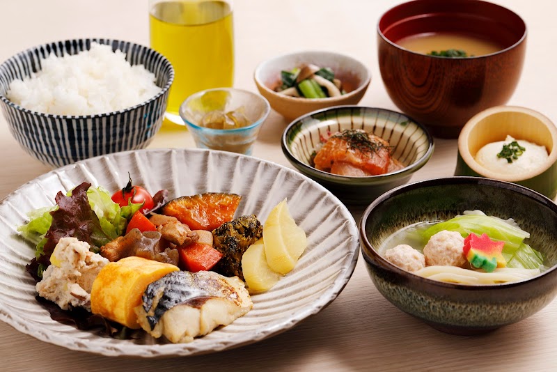 水たき料亭 博多華味鳥 筑紫口店別館