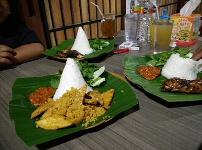 Photos of Radja Penyet Mas Fais
